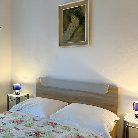 Valjan Apartament Trogir