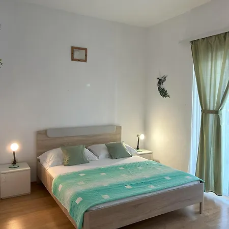 Valjan Apartman Trogir