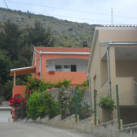 Valjan Apartamento *